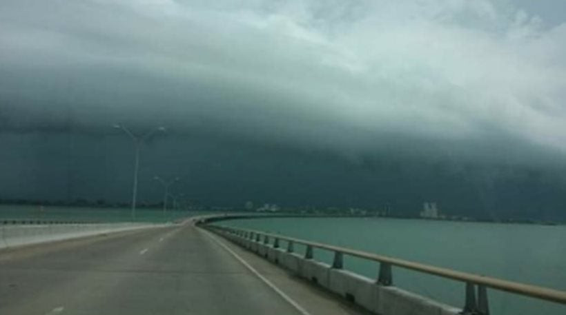 Συναγερμός για την ισχυρή καταιγίδα – Ετοιμάζεται το Τέξας για την Χάρβεϊ